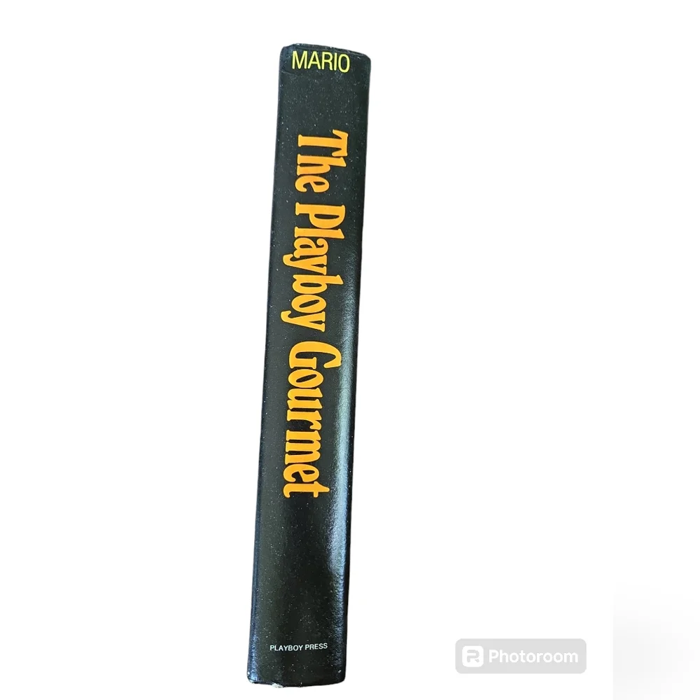 THE PLAYBOY GOURMET Hardcover book - Picture 6 of 12